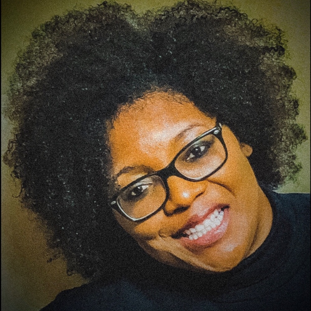 Meet your Posher, Tonia
